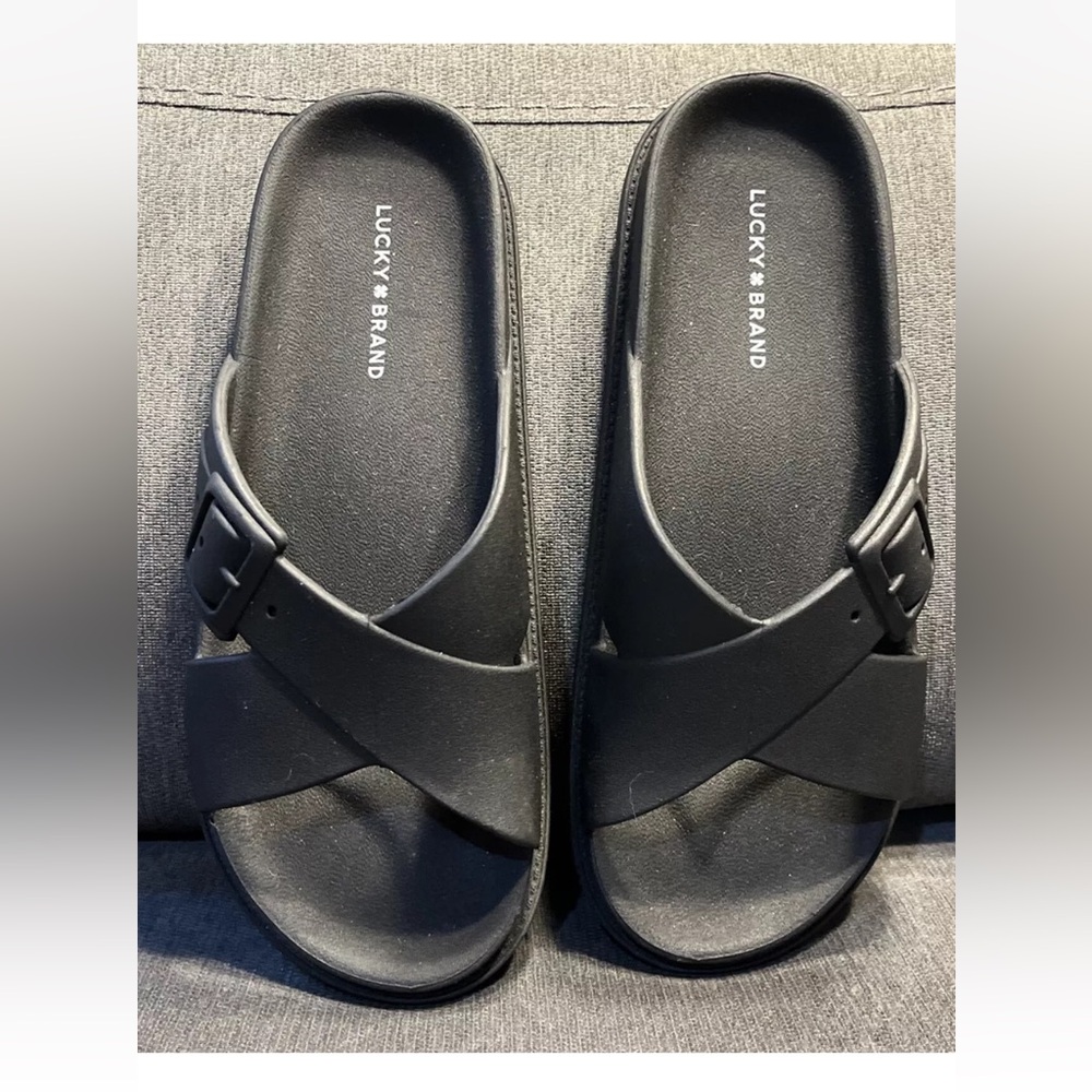 Lucky Brand Black Slip On Sandals Size 8 New Without Box